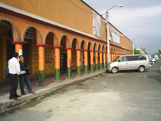 mercado el sol / acceso aureliano ramos 